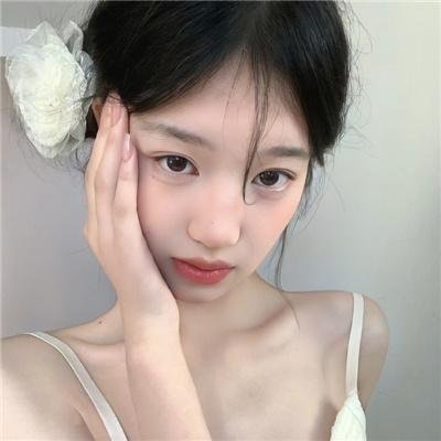 黄叶舞青风